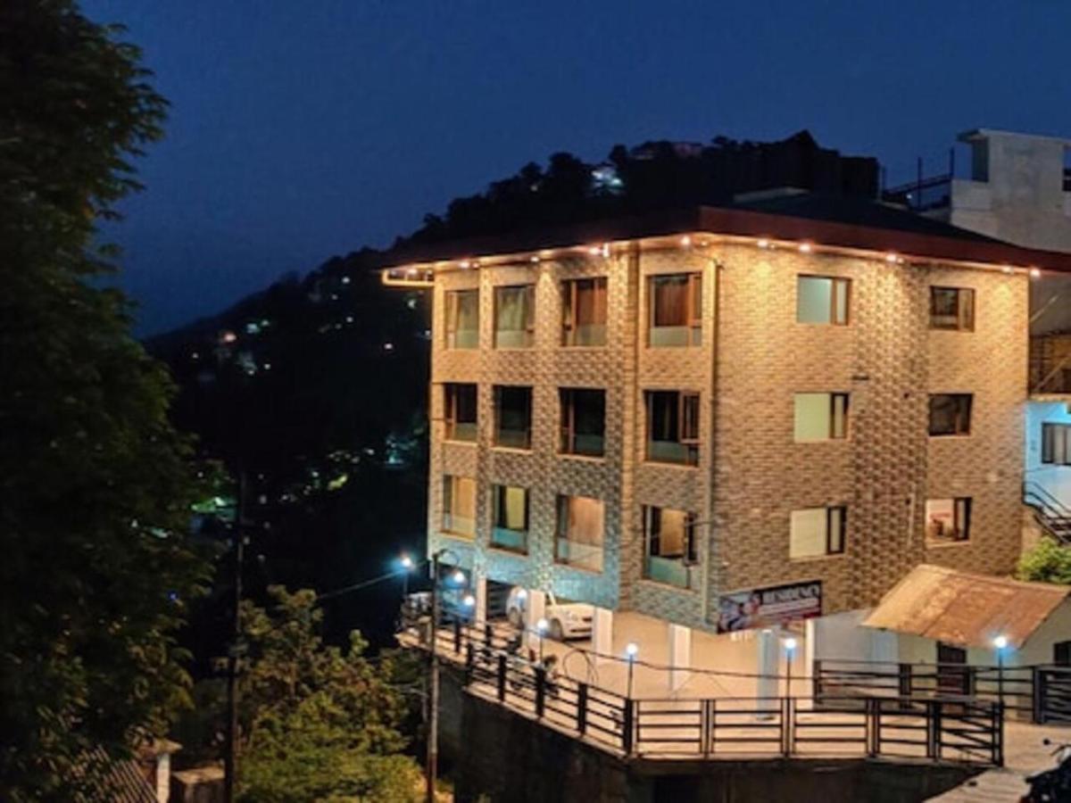 Savoy Residency Hotel Мусори Екстериор снимка